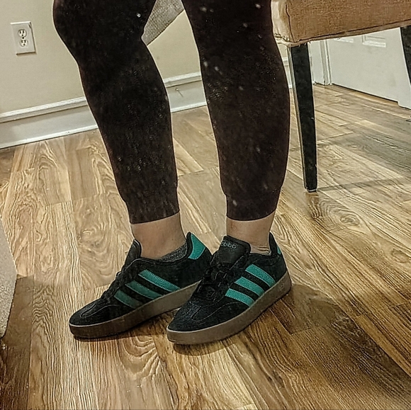 Adidas Men's Black and Green Sneakers - Picture 5 of 7